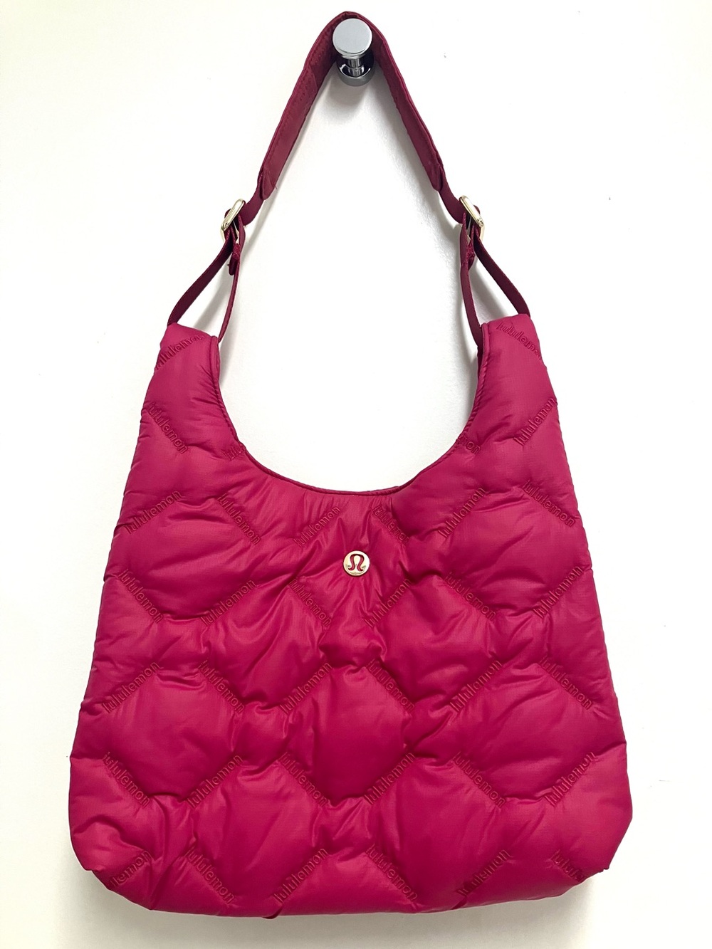 Lululemon Quilty Pleasures Shoulder Bag 5L Berry Rumble